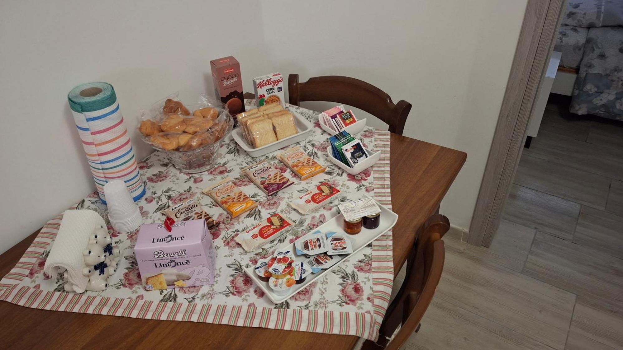 Pesa Apartment B&B Ascoli Piceno Buitenkant foto